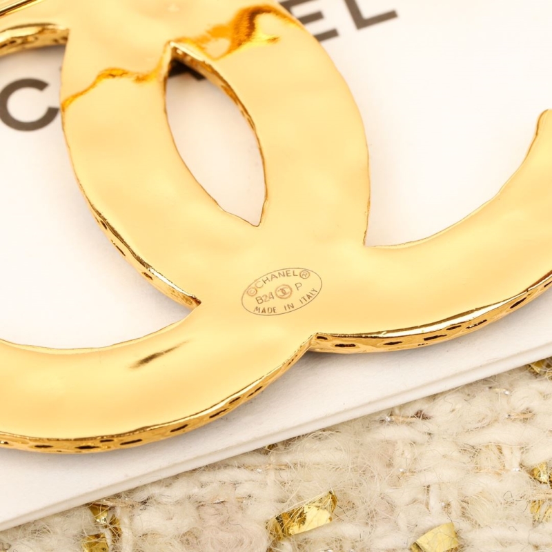 Ch**el brooches